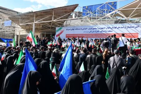 اعضای تیم ملی فوتبال بانوان از مرز بازرگان وارد کشور شدند
