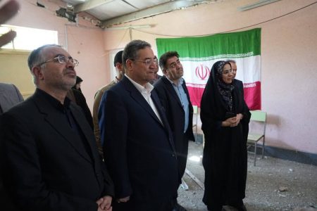 بازدید استاندار آذربایجان‌غربی از خسارات وارده به دانشگاه فرهنگیان در جنگ رمضان